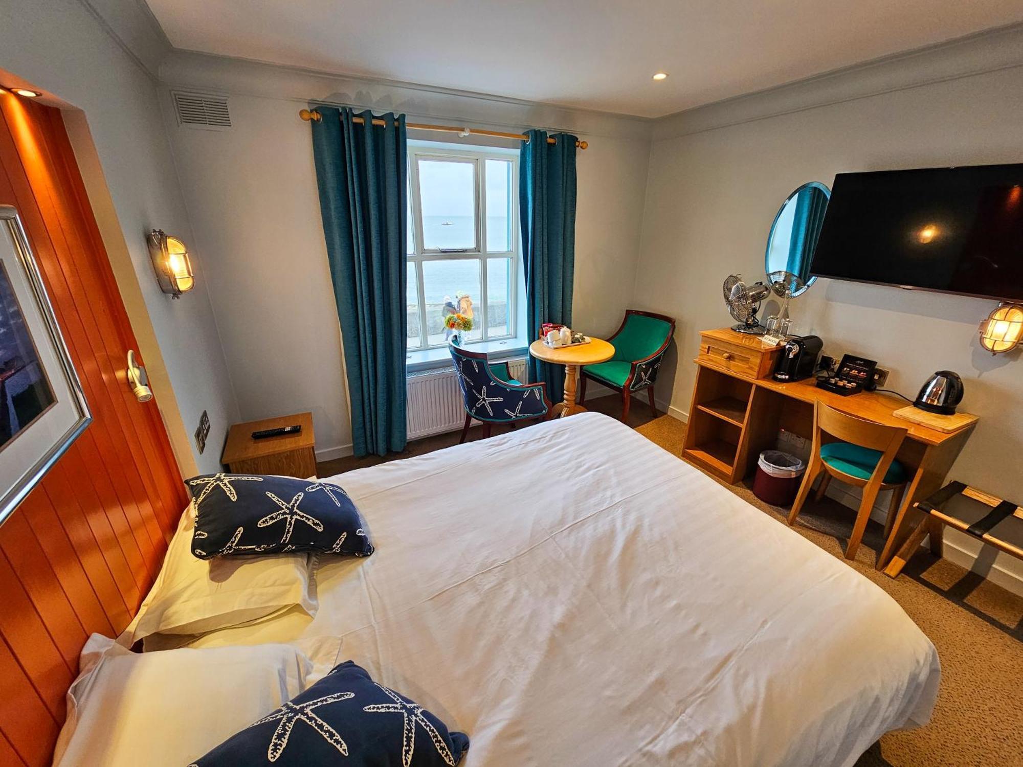 King Sitric Hotel Хоут Екстериор снимка
